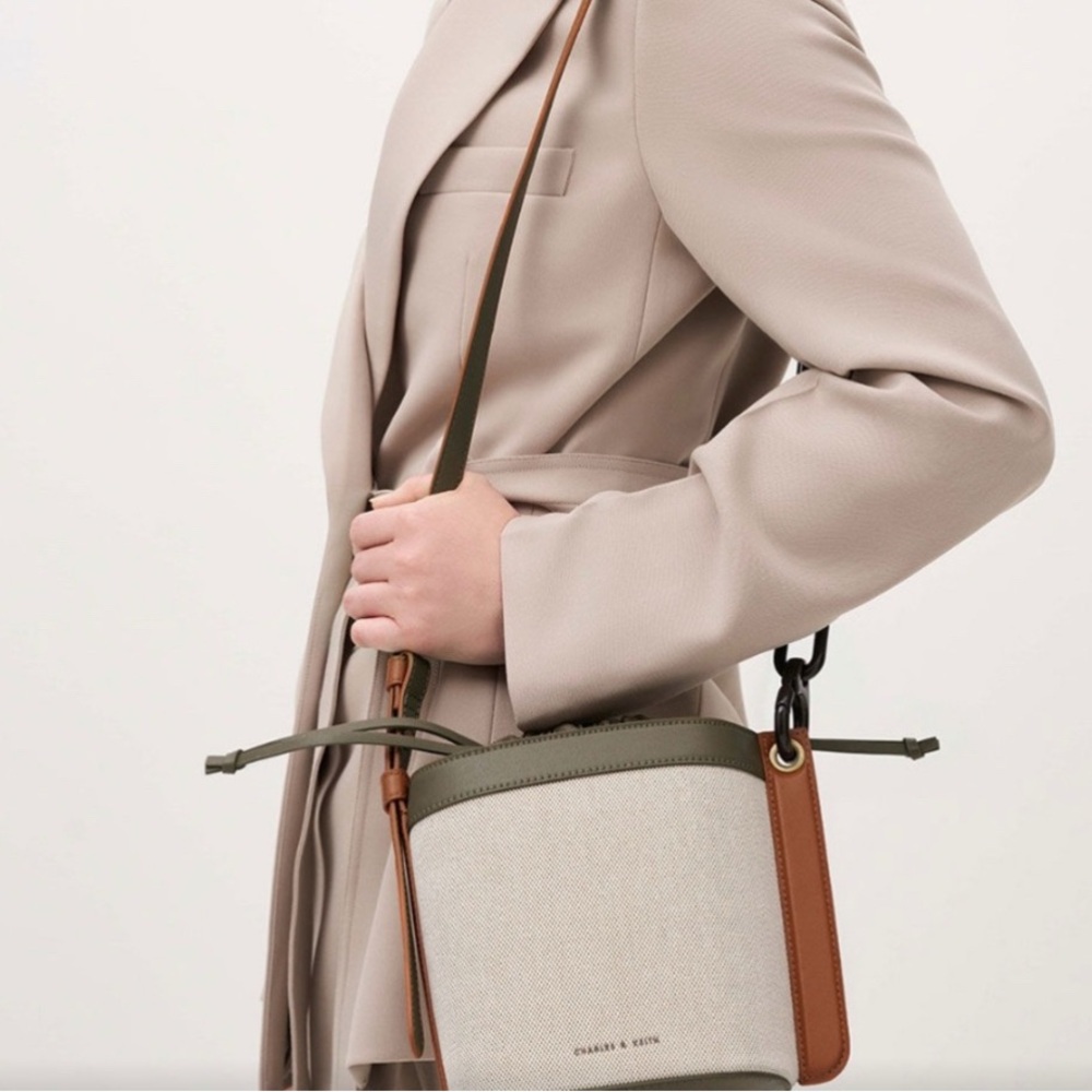 Charles & Keith Two-Tone Shoulder Bag - Picture 2 of 5